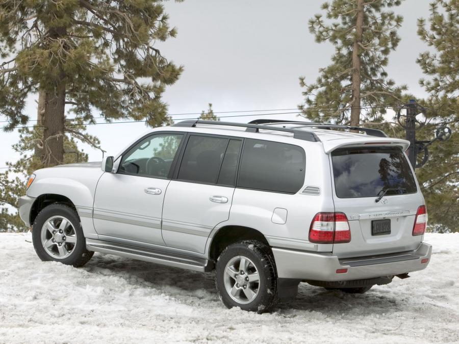  Toyota Land Cruiser 100 2005 года  (US) (фото 8 из 16)